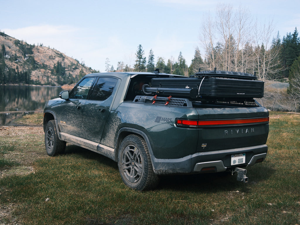 Fold-Over Hardshell Rooftop Tent – Sleeps 2, Telescopic Ladder, Insulation Liner, LED Light Bar